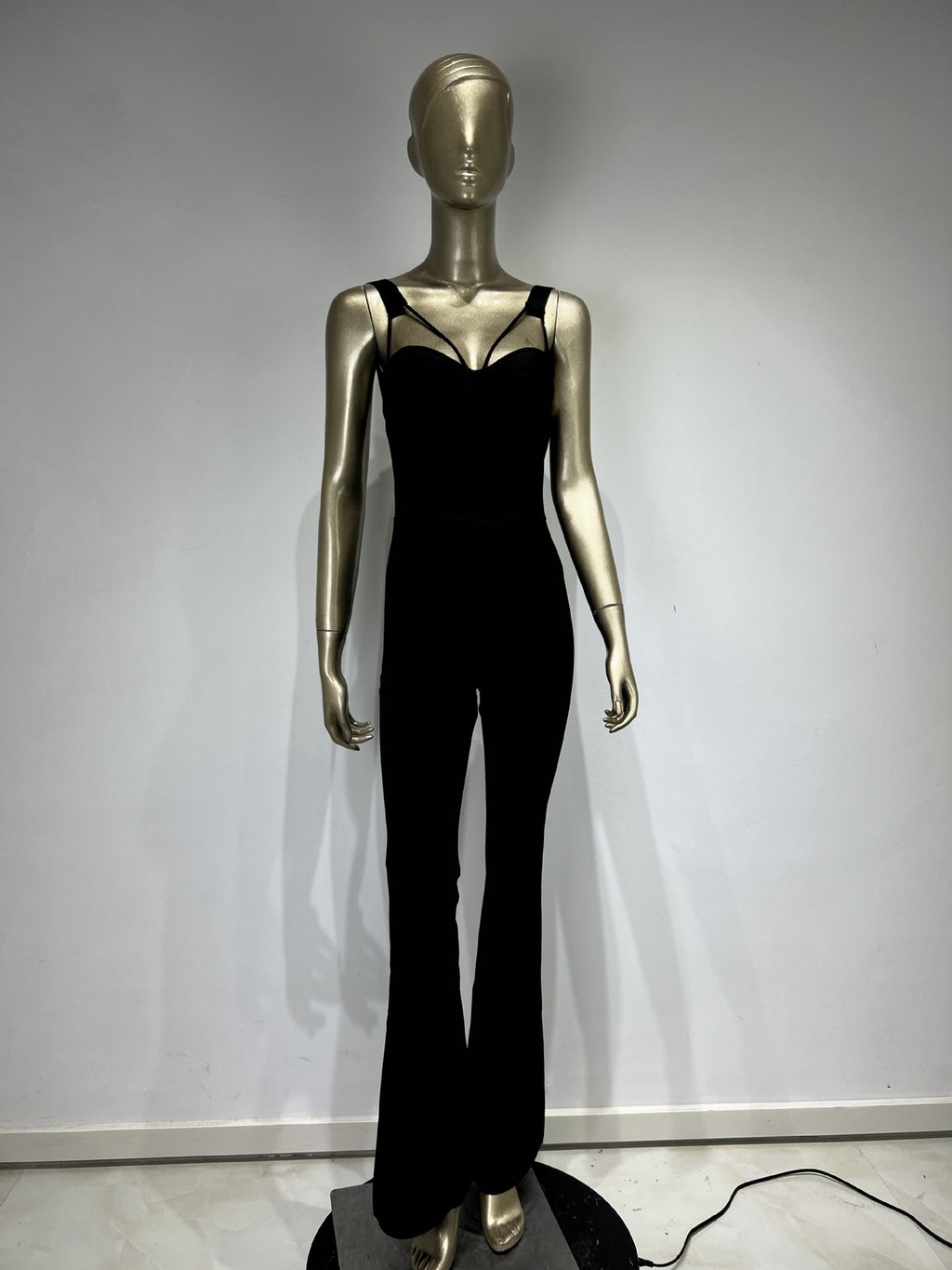 Backless High Street Bandage Jumpsuit – Stylish, Figure-Hugging One-Piece Outfit