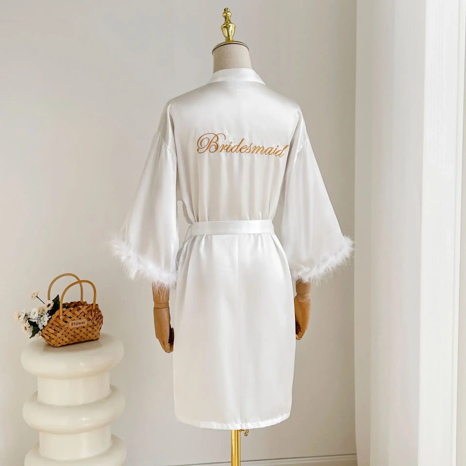 Wedding Satin Kimono Robe for Bride & Bridesmaids – Sexy Feather Sleeve Short Bathrobe Nightgown Lingerie, Intimate Sleepwear, One Size