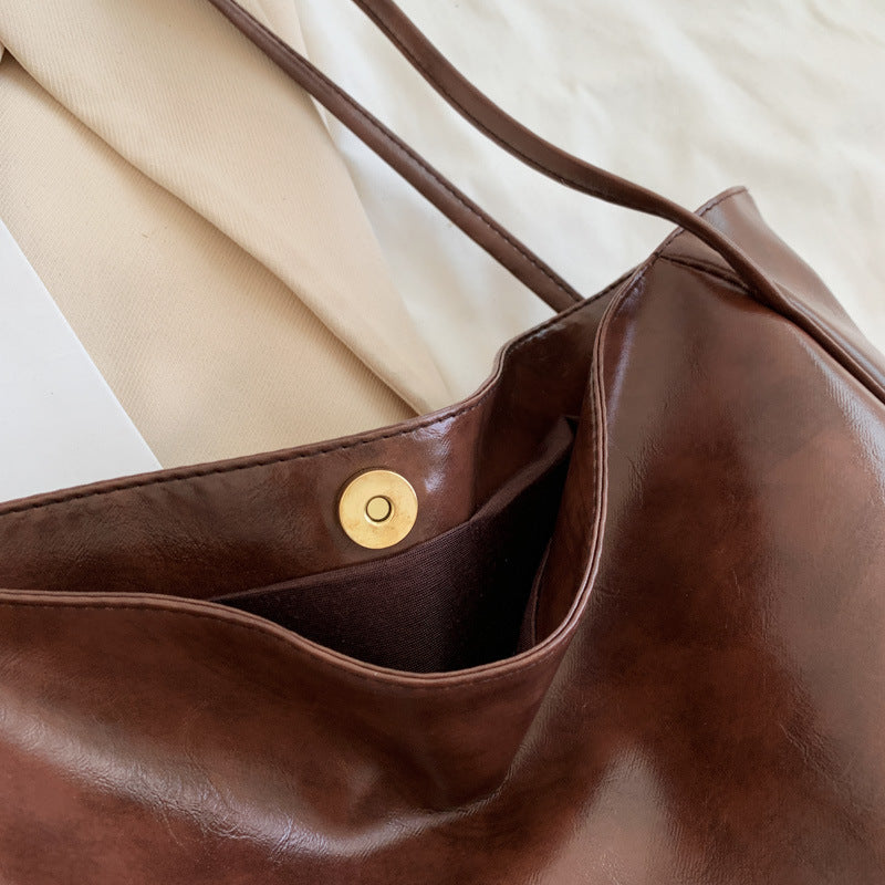 Fashion Handbag Autumn/Winter 2024 – Large Capacity Soft Leather Shoulder Bag, Retro Casual Style, Japanese & Korean Inspired Design